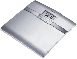 Balanza digital Beurer BF 18 color plateado con pantalla LCD y medición de peso corporal.